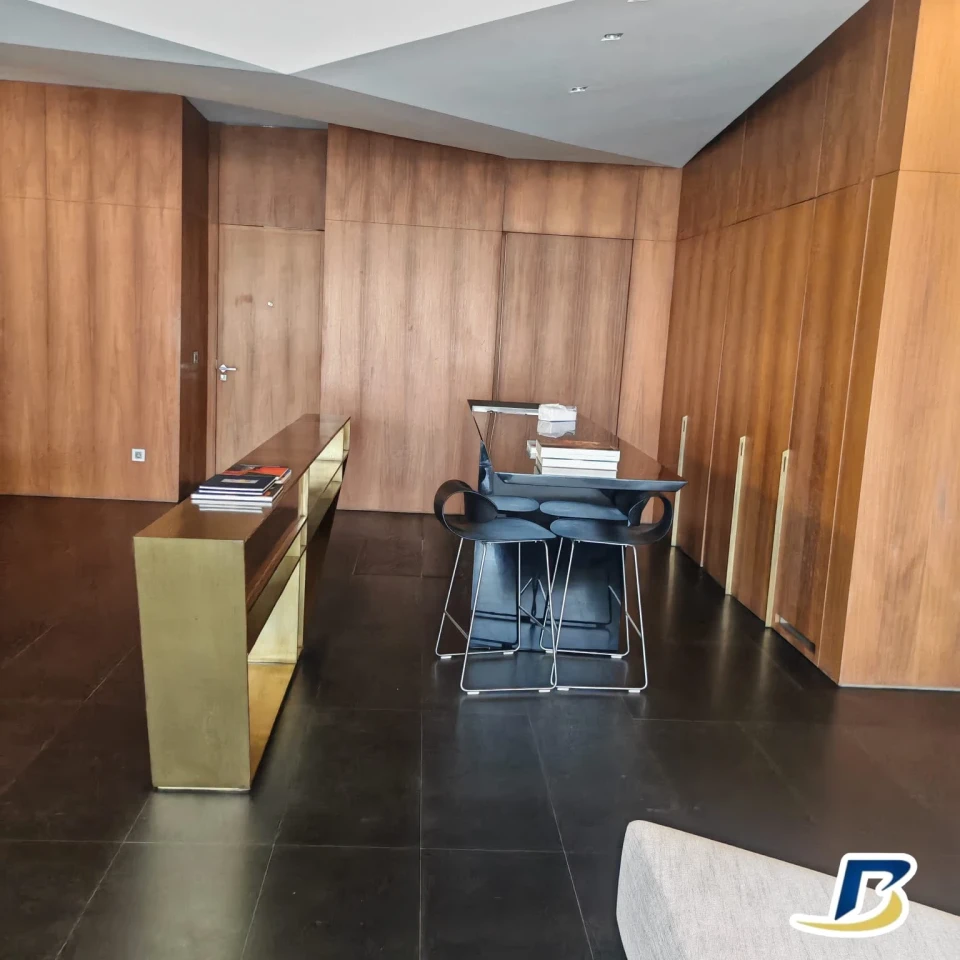 Waterfront Marina View apartment for rent