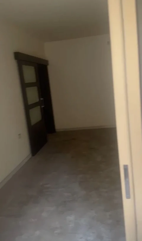 Apartment in Cornich el Mazraa for sale in Corniche El Mazraa - Beirut